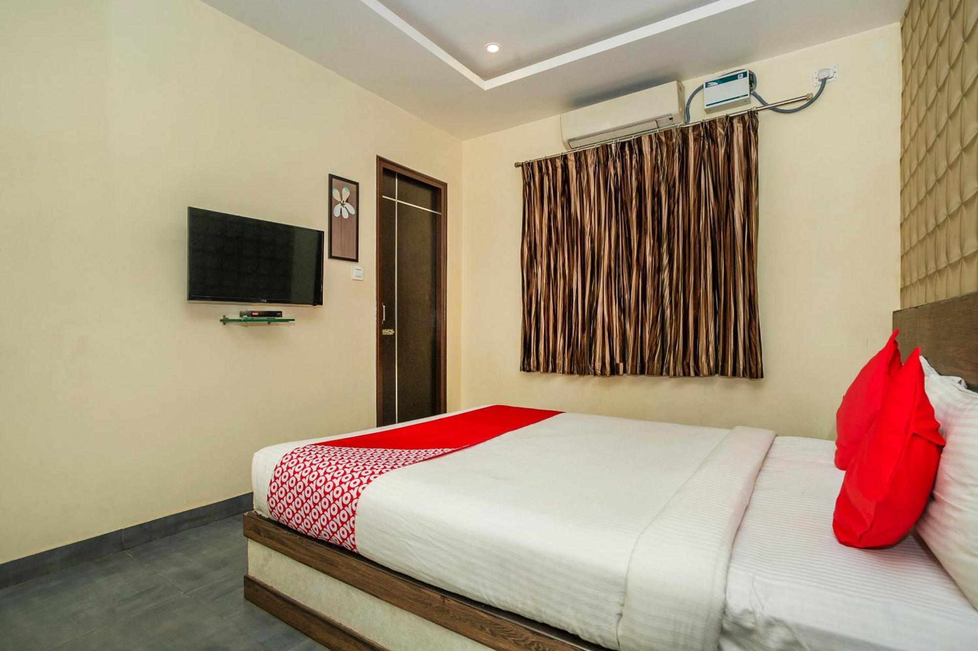 Super Collection O Indian Suites Near Sitara Restaurant Bengaluru Kültér fotó