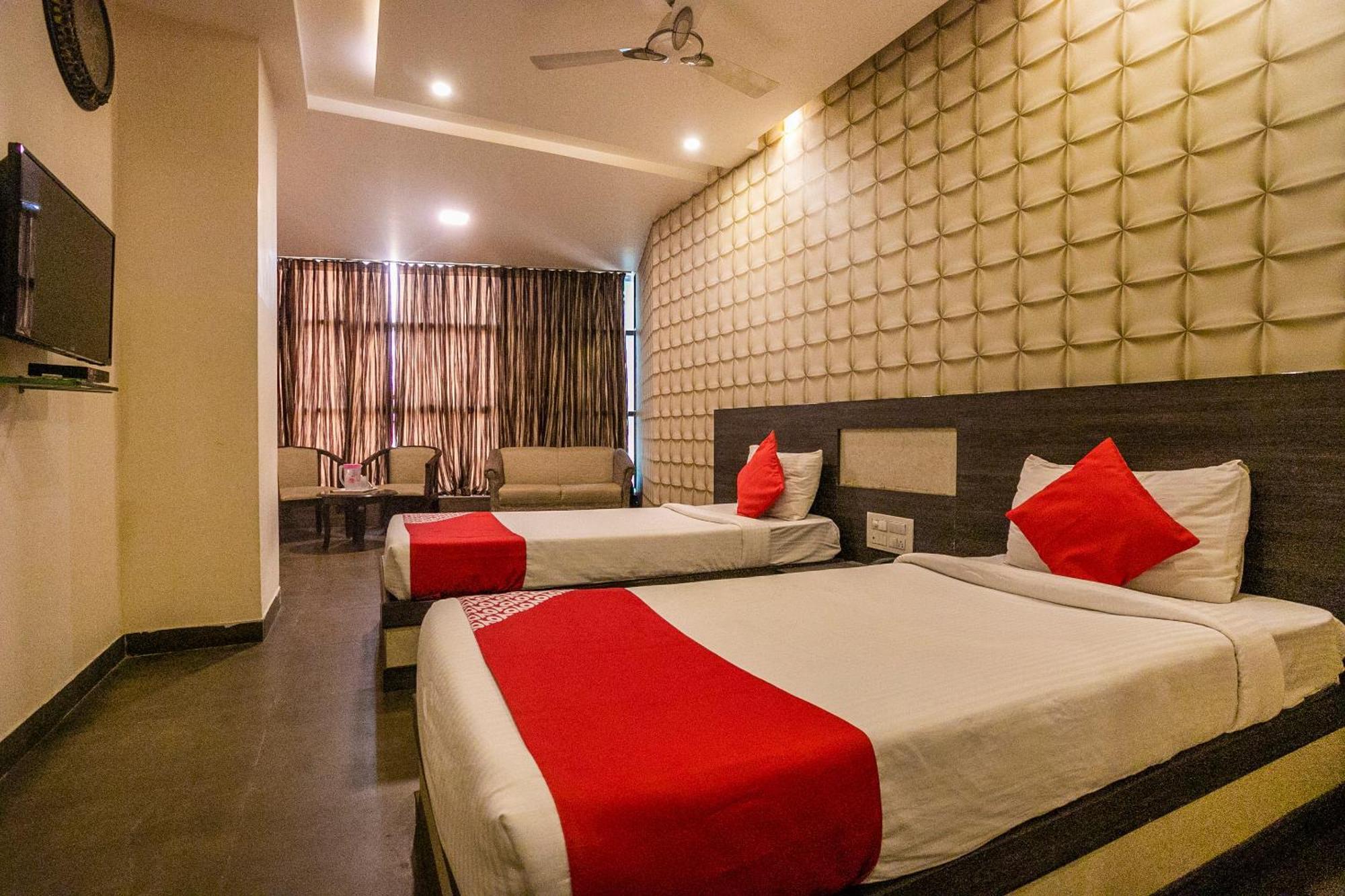 Super Collection O Indian Suites Near Sitara Restaurant Bengaluru Kültér fotó